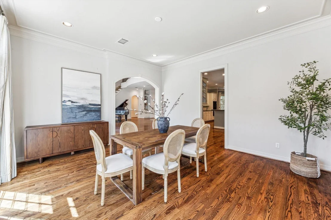 Photo of 1 Exbury Way