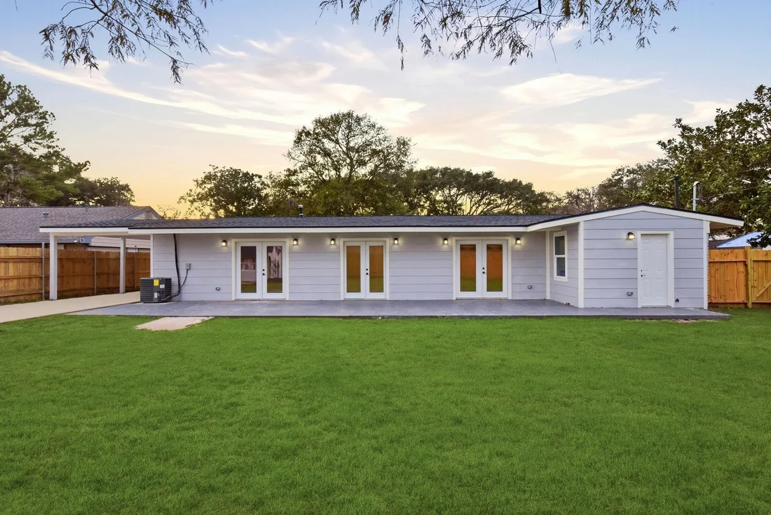 Photo of 12319 Renwick Drive