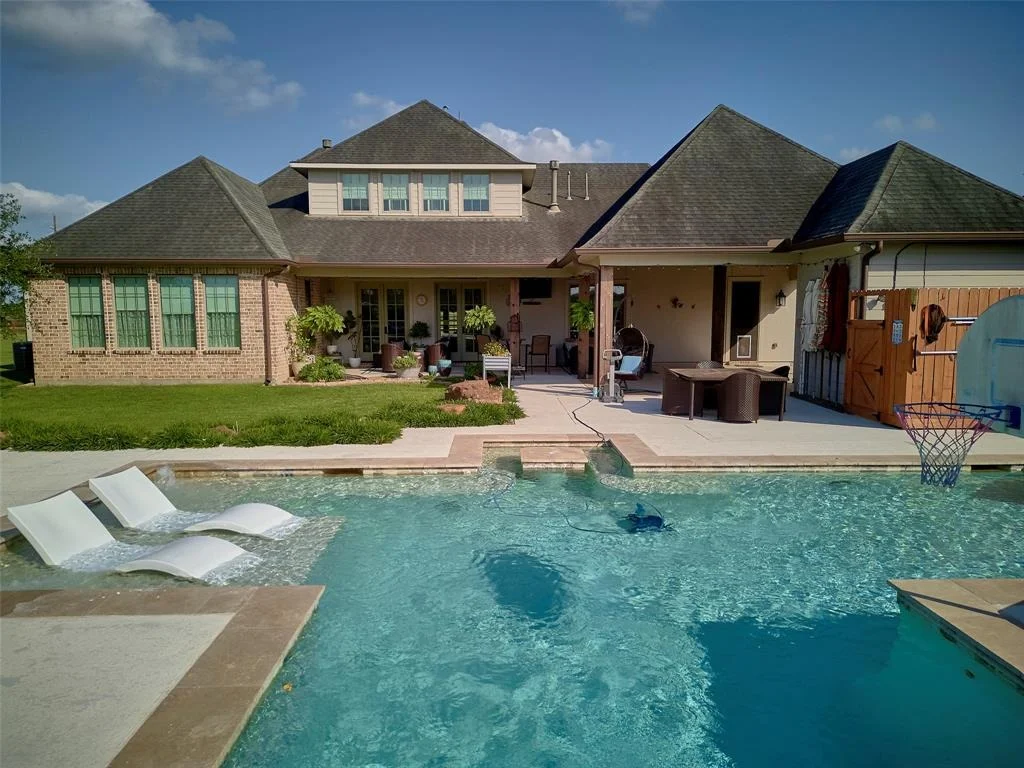 Photo of 12310 Westview Circle