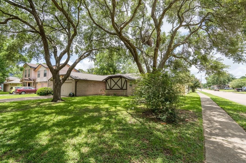 Photo of 17035 Tranquil Drive