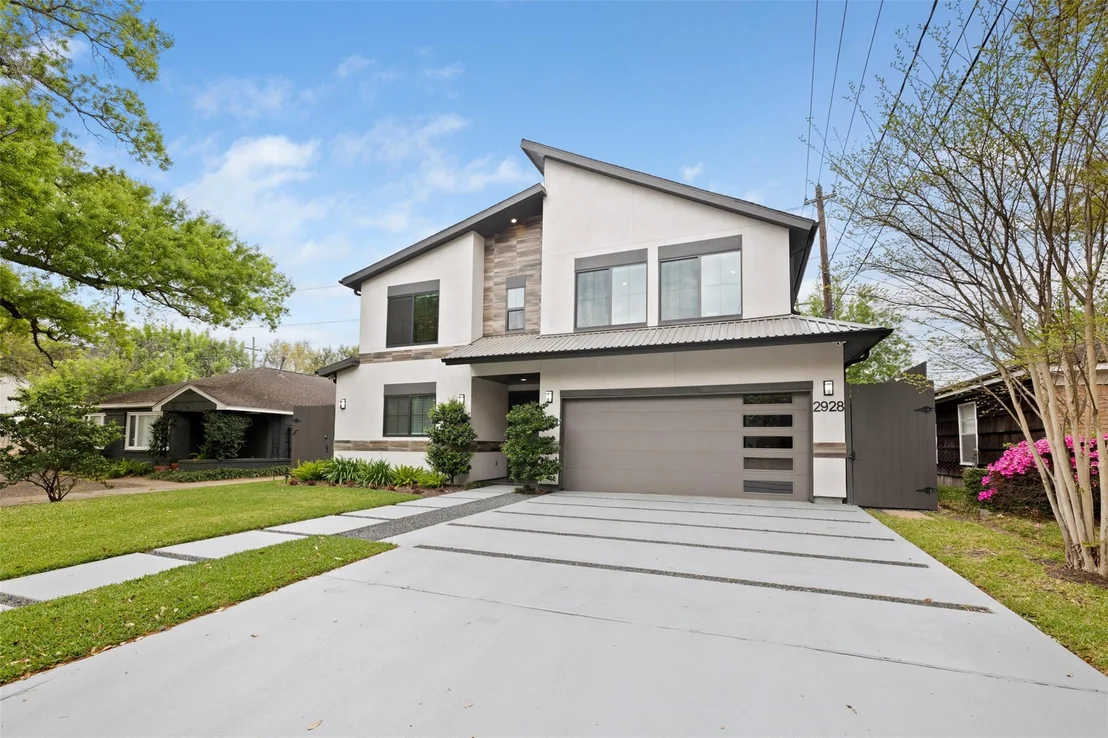 Photo of 2928 Suffolk Drive