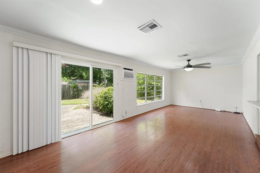 Photo of 5826 Belmark Street