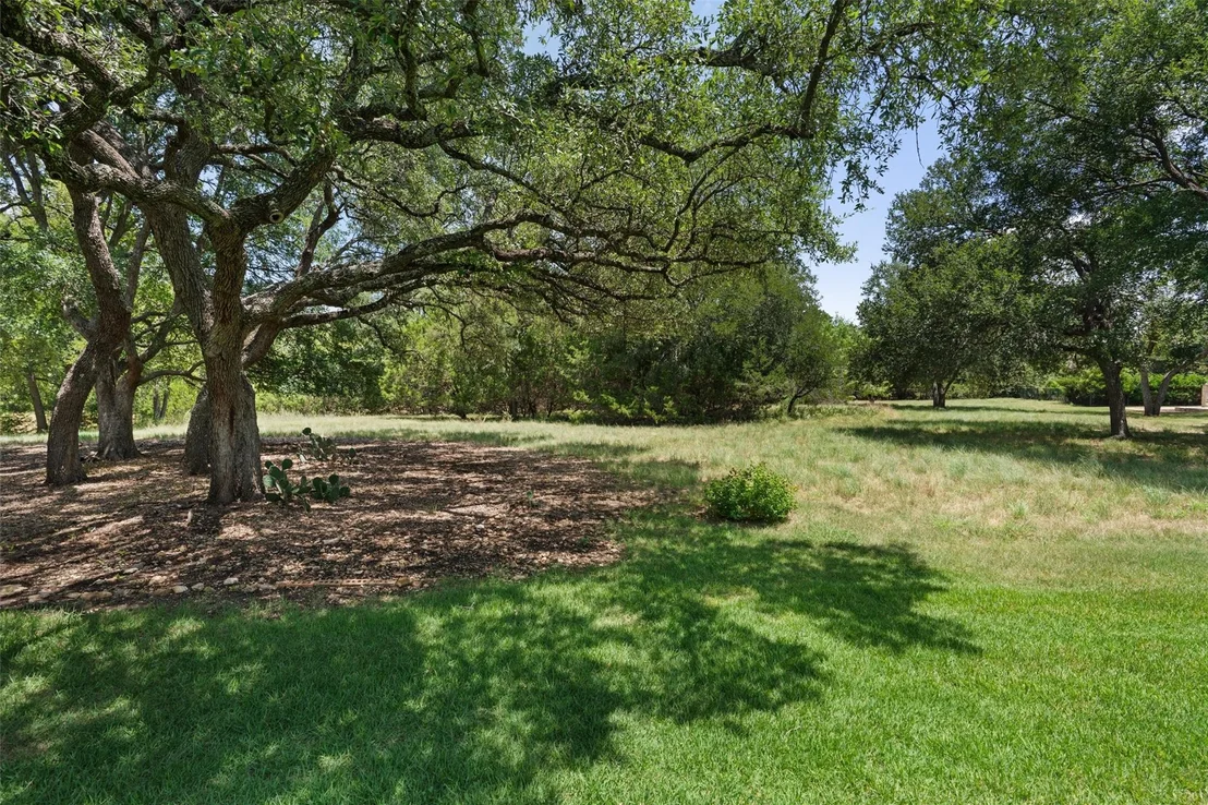 Photo of 103 Brooks Circle