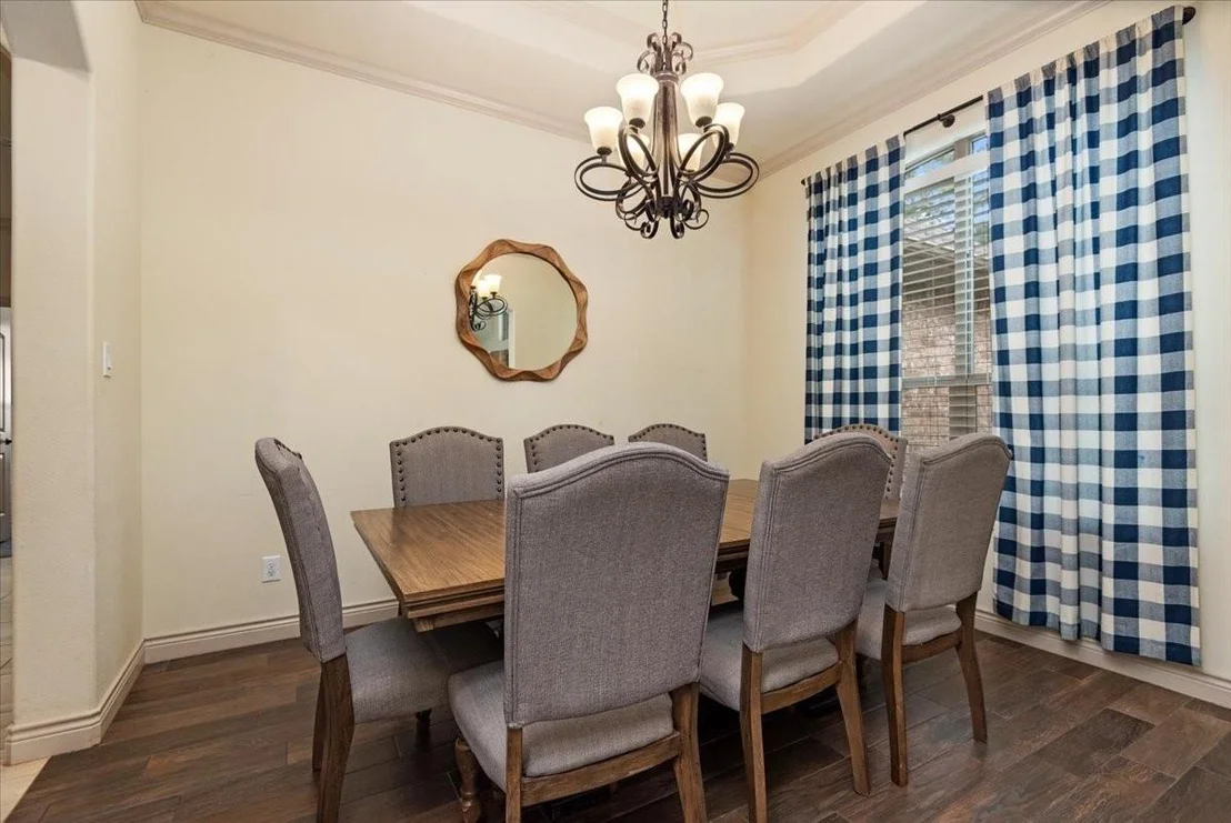 Photo of 611 Parthenon Place