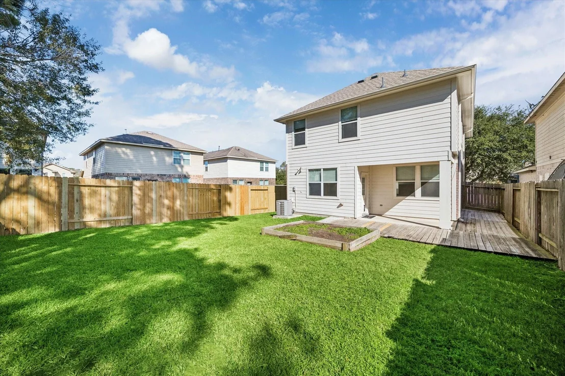 Photo of 18627 Walden Glen Circle