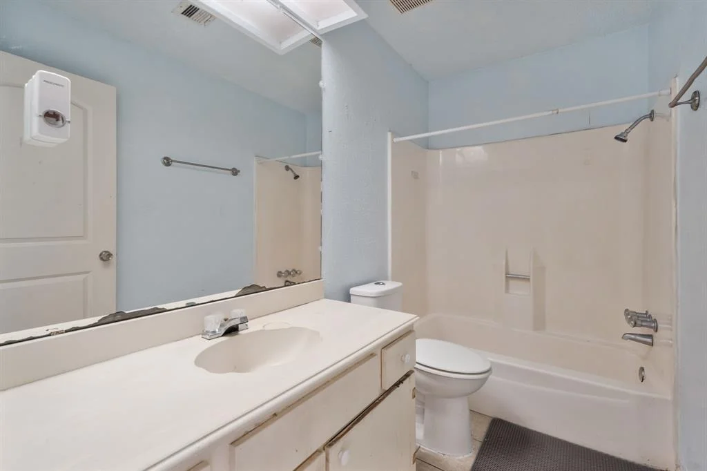 Photo of 22703 Elsinore Drive