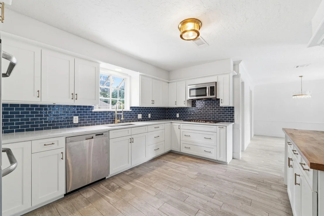 Photo of 8131 Theisswood Road