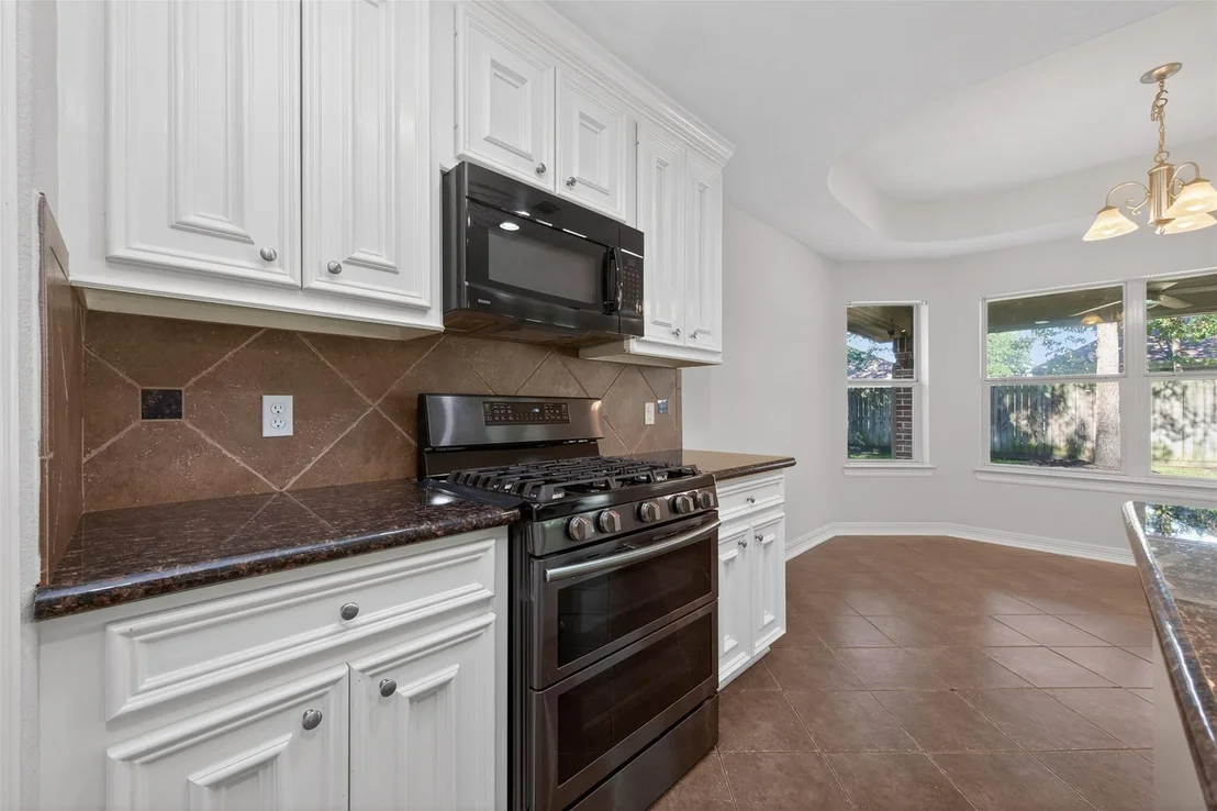 Photo of 3327 Willowbend Road