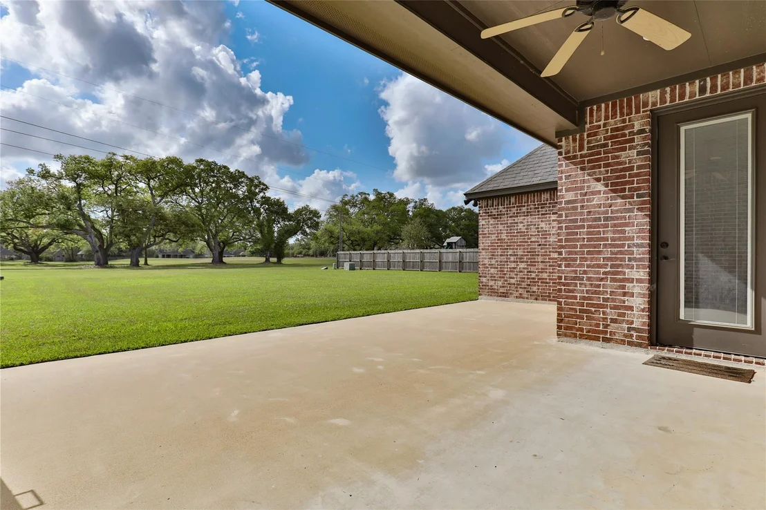 Photo of 717 Rustic Oaks Drive