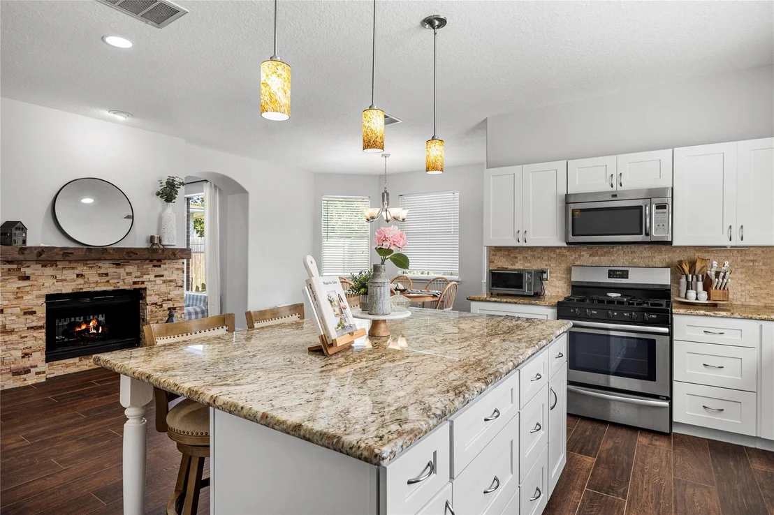 Photo of 20707 Medallion Pointe Drive