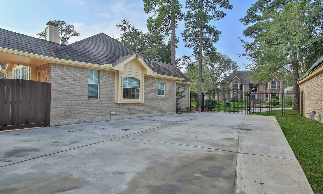 Photo of 20206 Treetop Lane