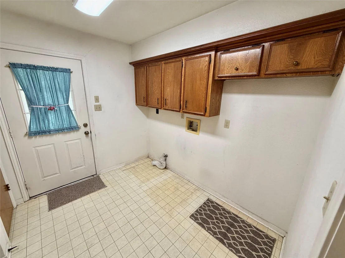 Photo of 3 S Erik Drive