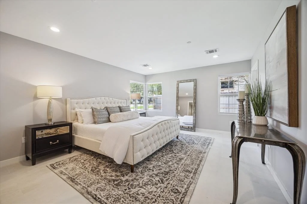 Photo of 8721 Westview Drive