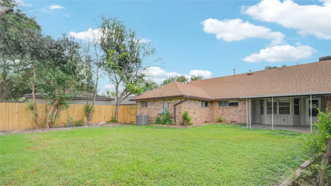 Photo of 5518 Dumfries Drive