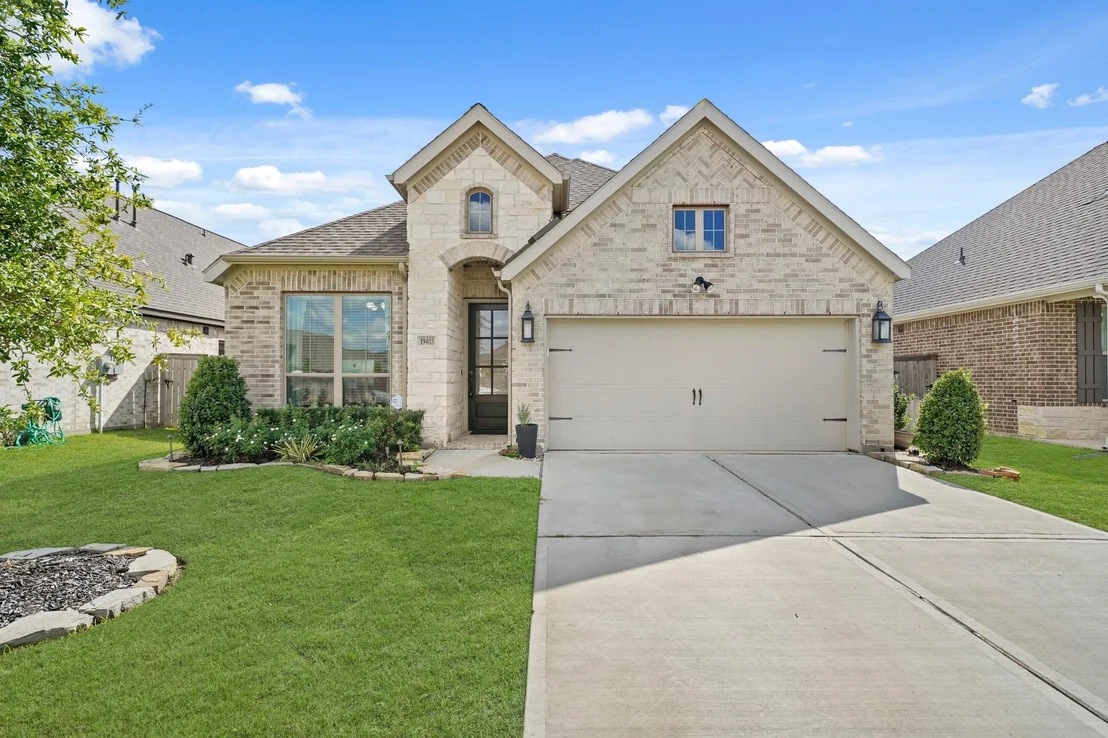 Photo of 19403 Hillside Pasture Lane