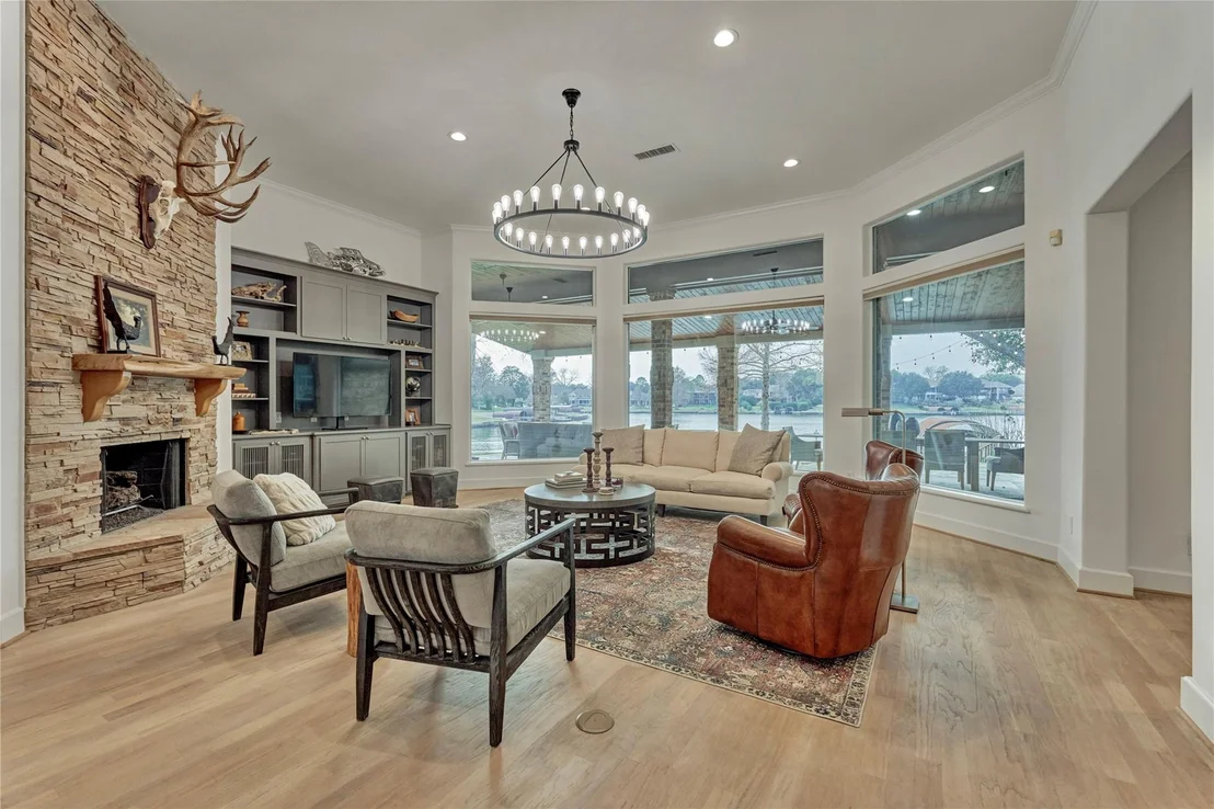 Photo of 83 Lake Estates Drive