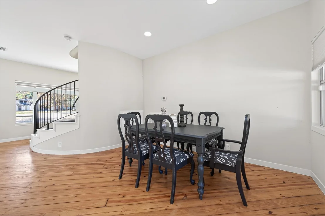 Photo of 22202 Rainfern Drive