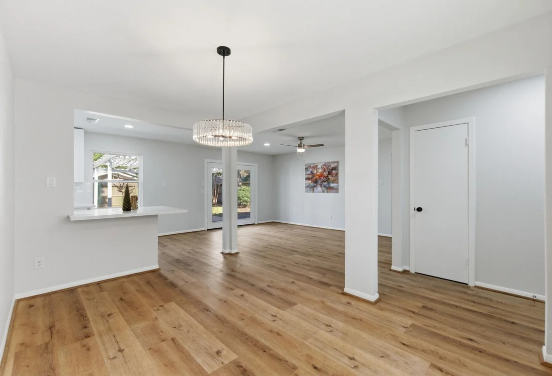 Photo of 9326 Meadowbriar Lane