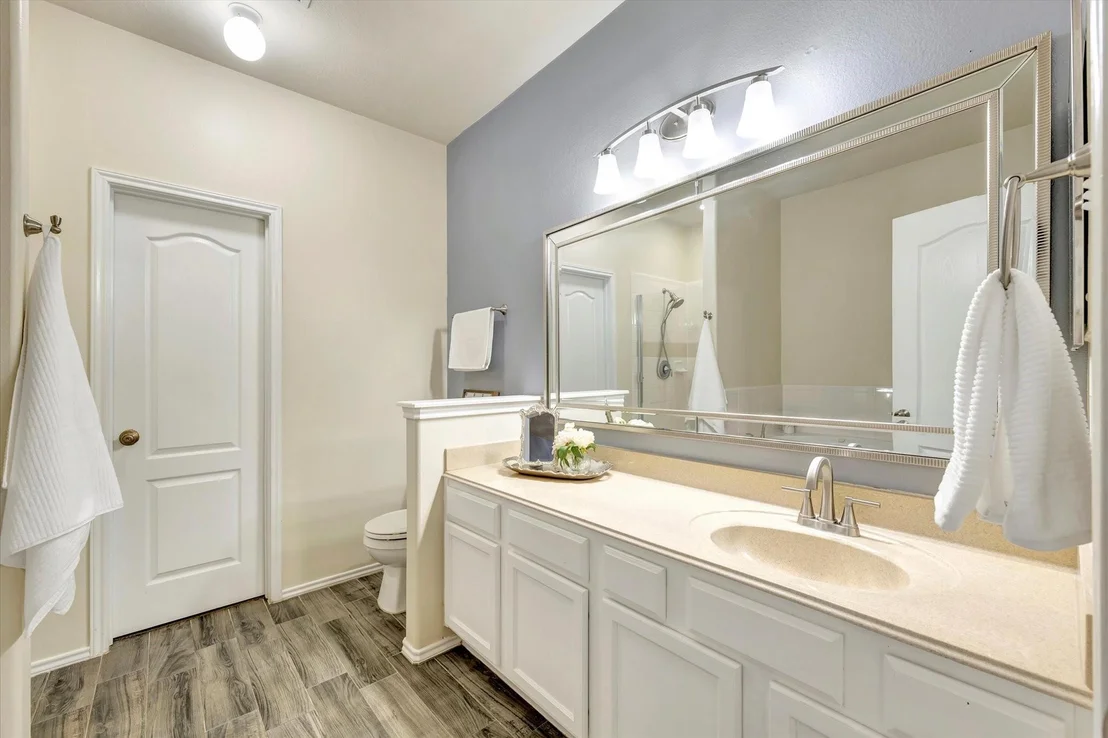 Photo of 1511 Squire Drive
