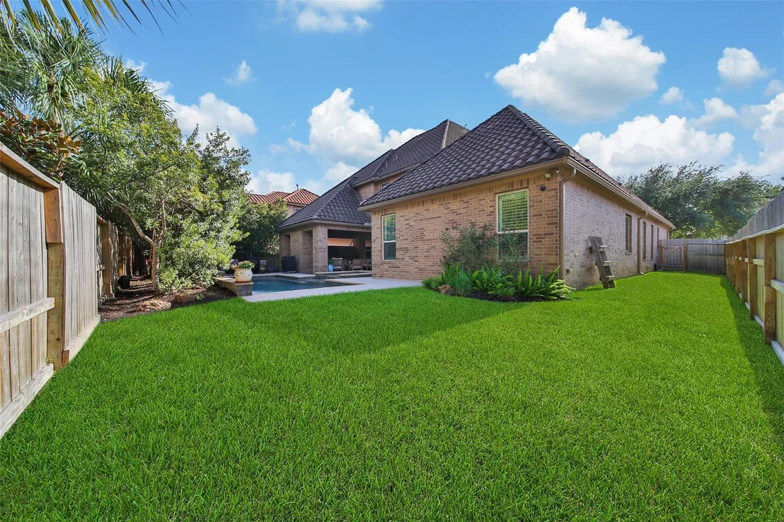 Photo of 15614 Lake Iris Drive