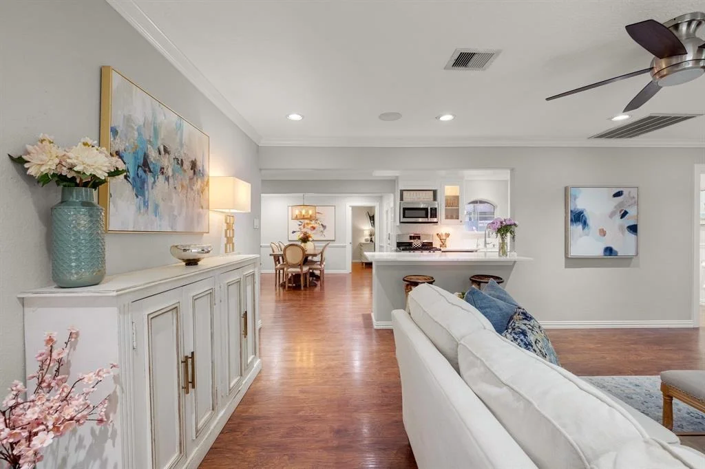 Photo of 1838 Saxon Drive