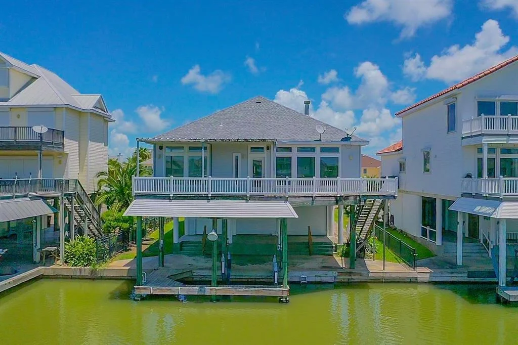 Photo of 411 Westerly Drive