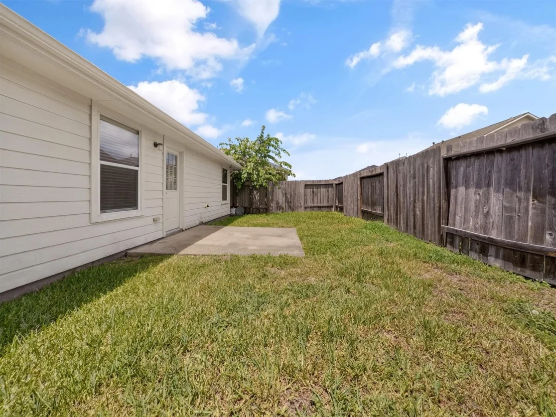 Photo of 7618 Legacy Pines Drive