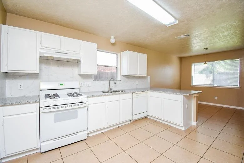 Photo of 17007 Macleish Drive