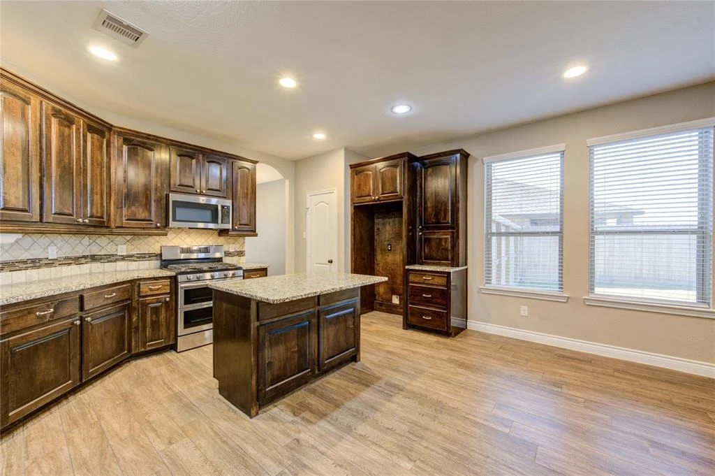Photo of 203 Harbor Bend Lane