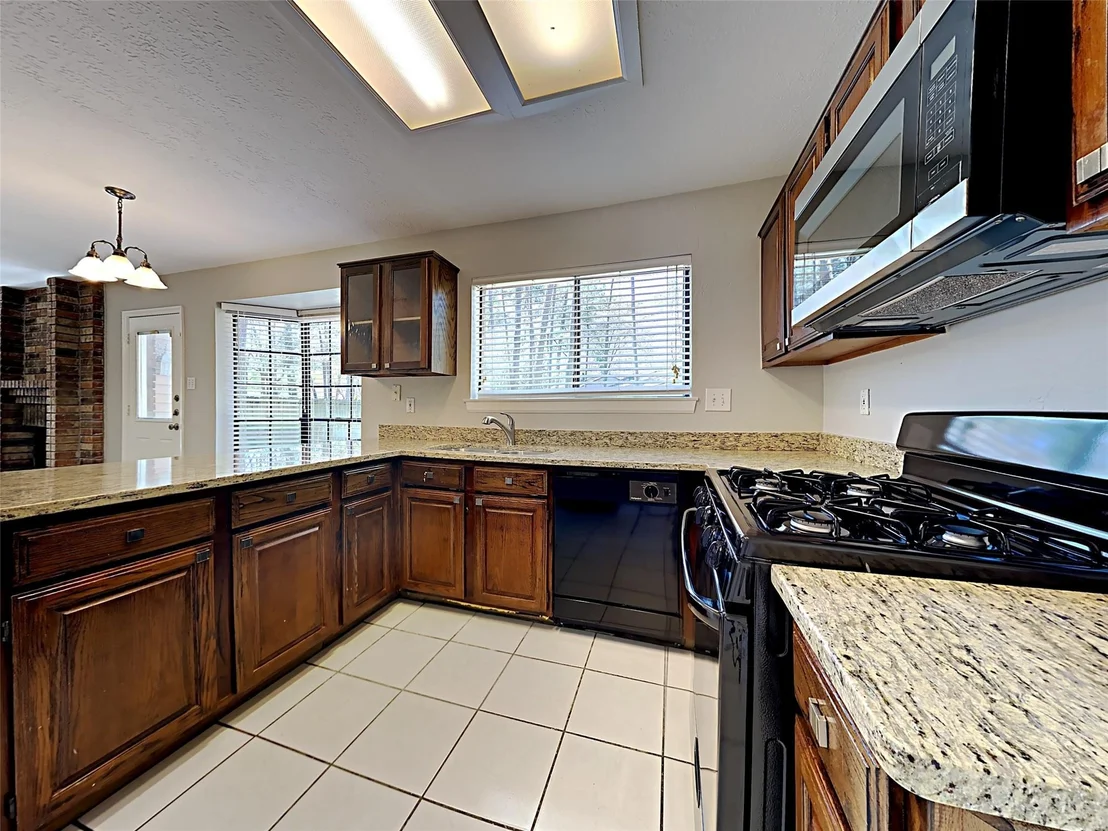 Photo of 158 E Pathfinders Circle