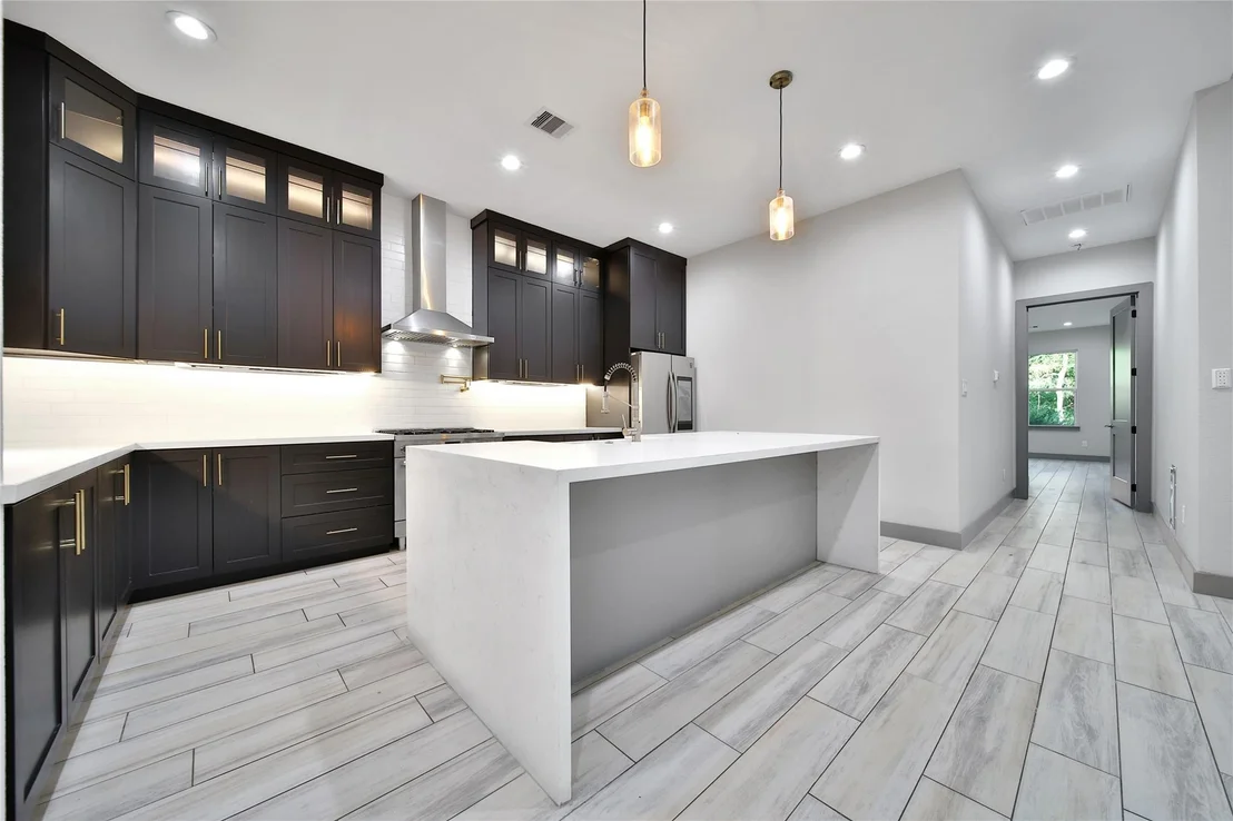 Photo of 25218 Melanie Pointe