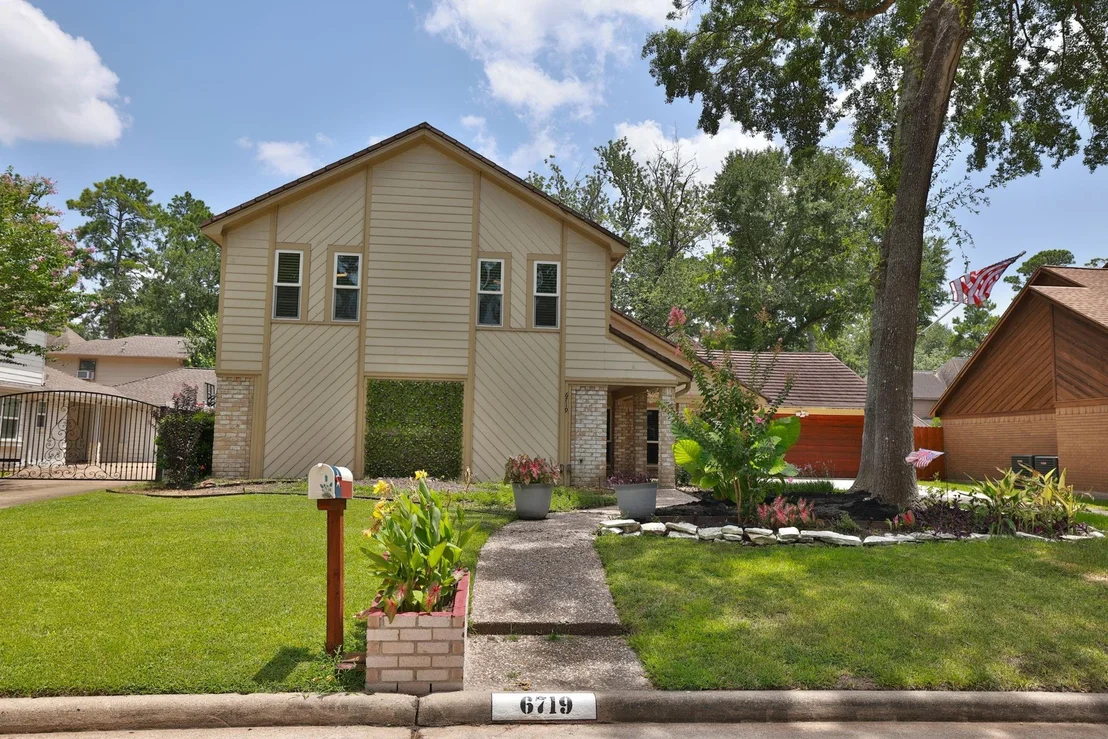 Photo of 6719 Ashmore Drive