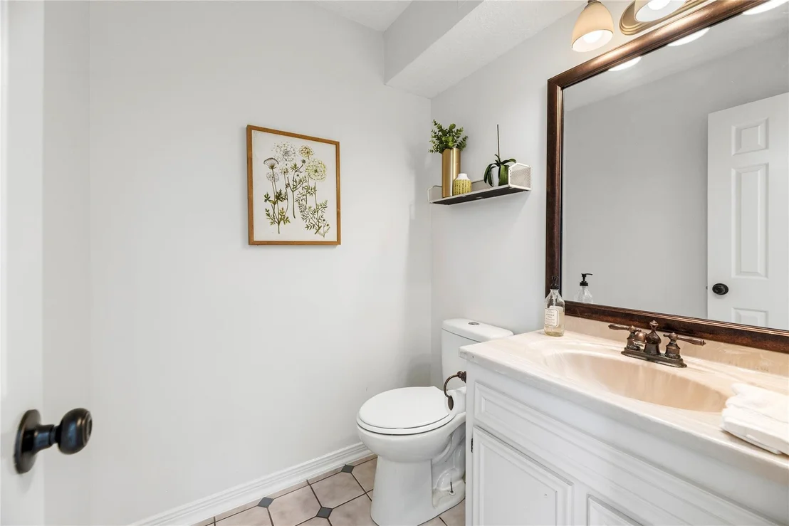 Photo of 1802 Quarterpath Drive