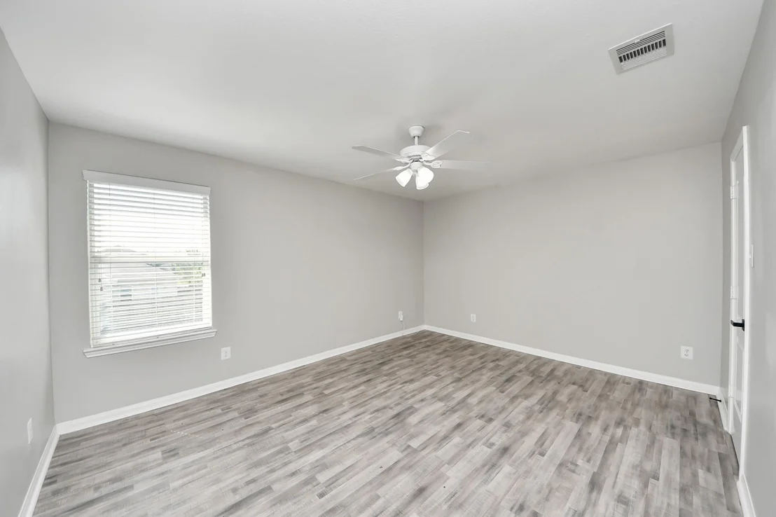 Photo of 6931 Primrose Road