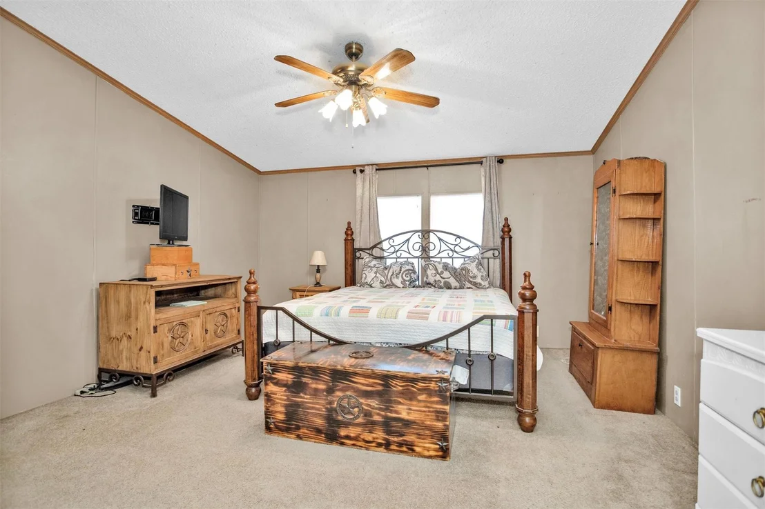 Photo of 380 Rose Hill Road