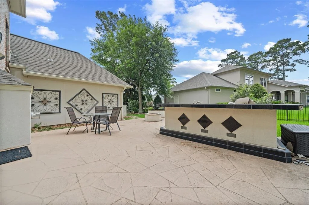 Photo of 76 Sarasota Circle N
