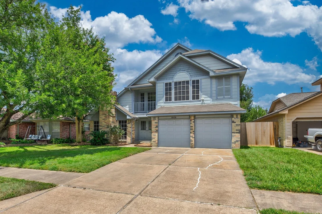 Photo of 6638 Cove Lake Drive