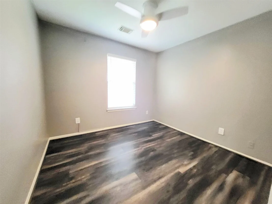 Photo of 8722 Ashlawn Drive