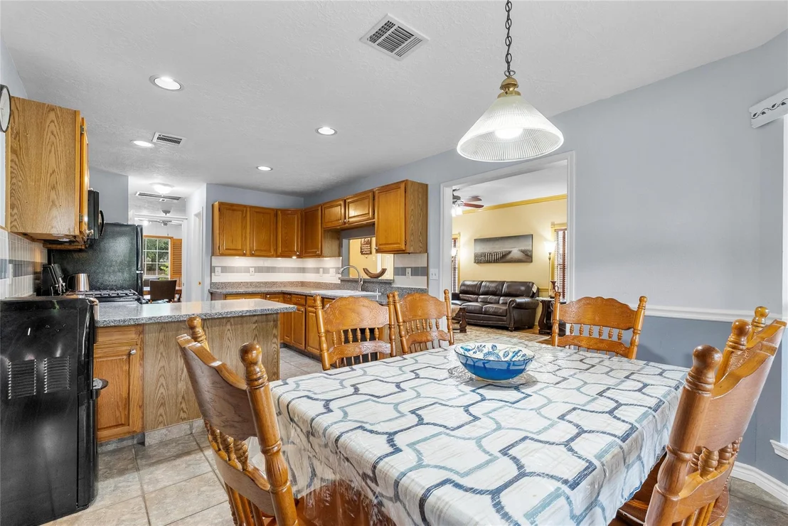 Photo of 1102 Juniper Canyon Lane
