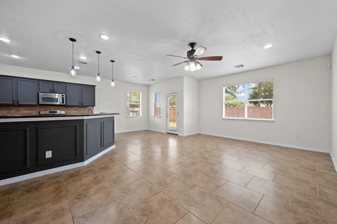 Photo of 2909 Castleton Bay Lane