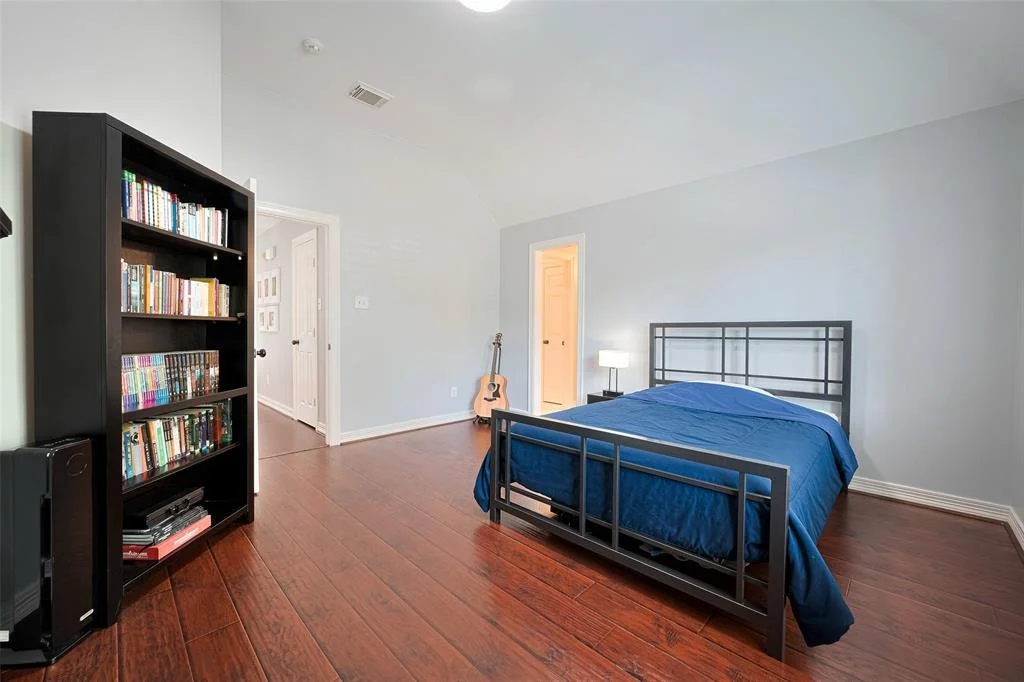 Photo of 16323 Burham Park Drive