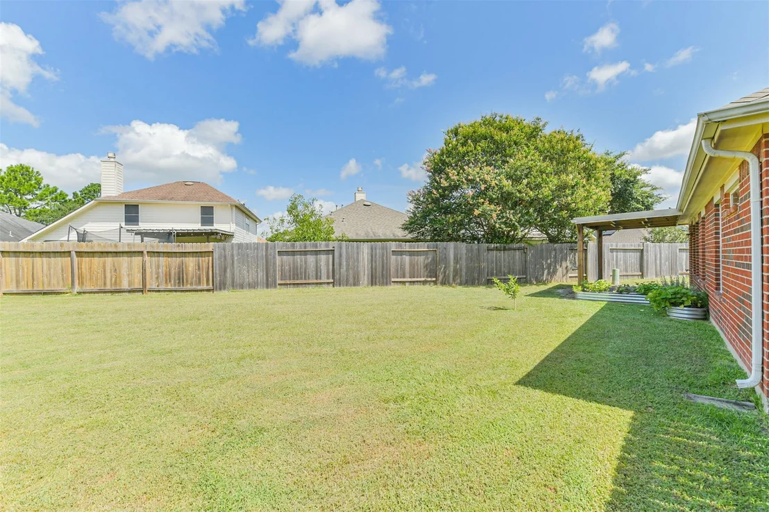 Photo of 11806 Piney Way Lane