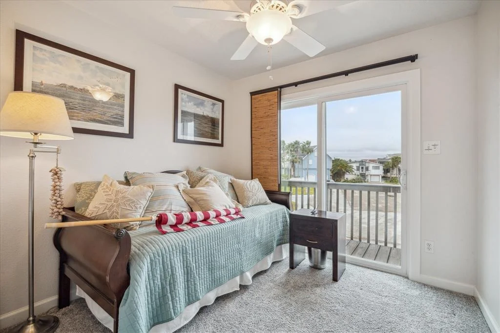 Photo of 1735 Diamond Head Drive
