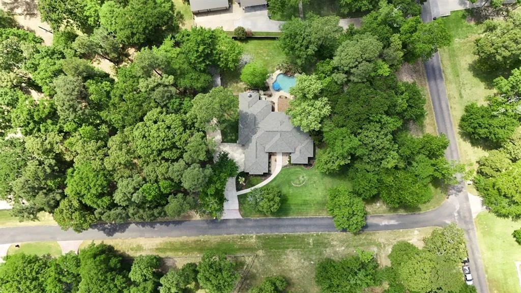 Photo of 18919 Heritage Point Boulevard