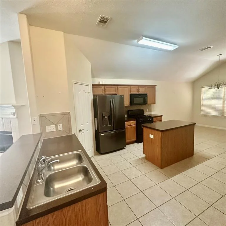Photo of 1005 Summer Park Boulevard