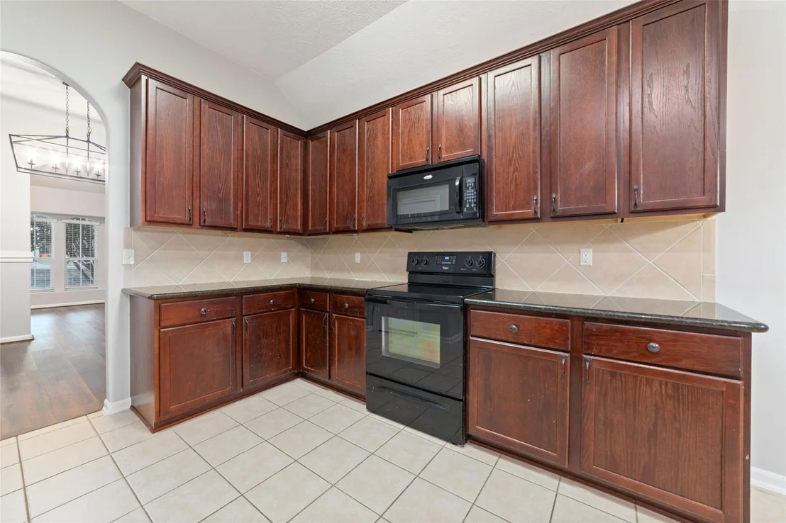 Photo of 3520 White Oak Point Drive