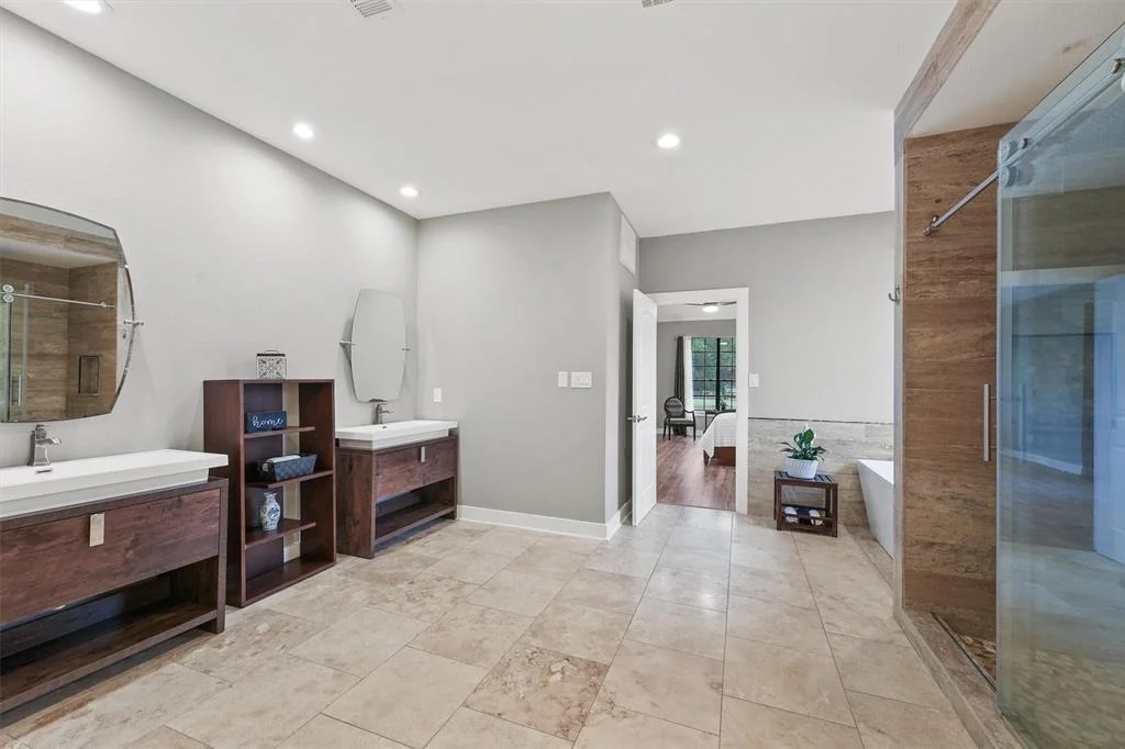 Photo of 7522 Fairchild Road