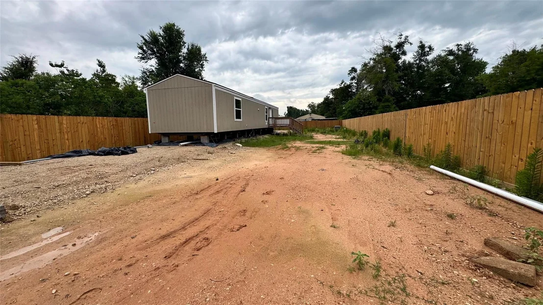 Photo of 836 Road 5605