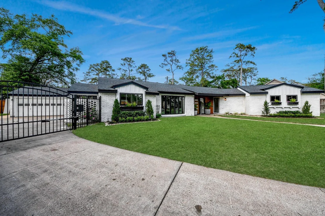 Photo of 12334 Beauregard Drive