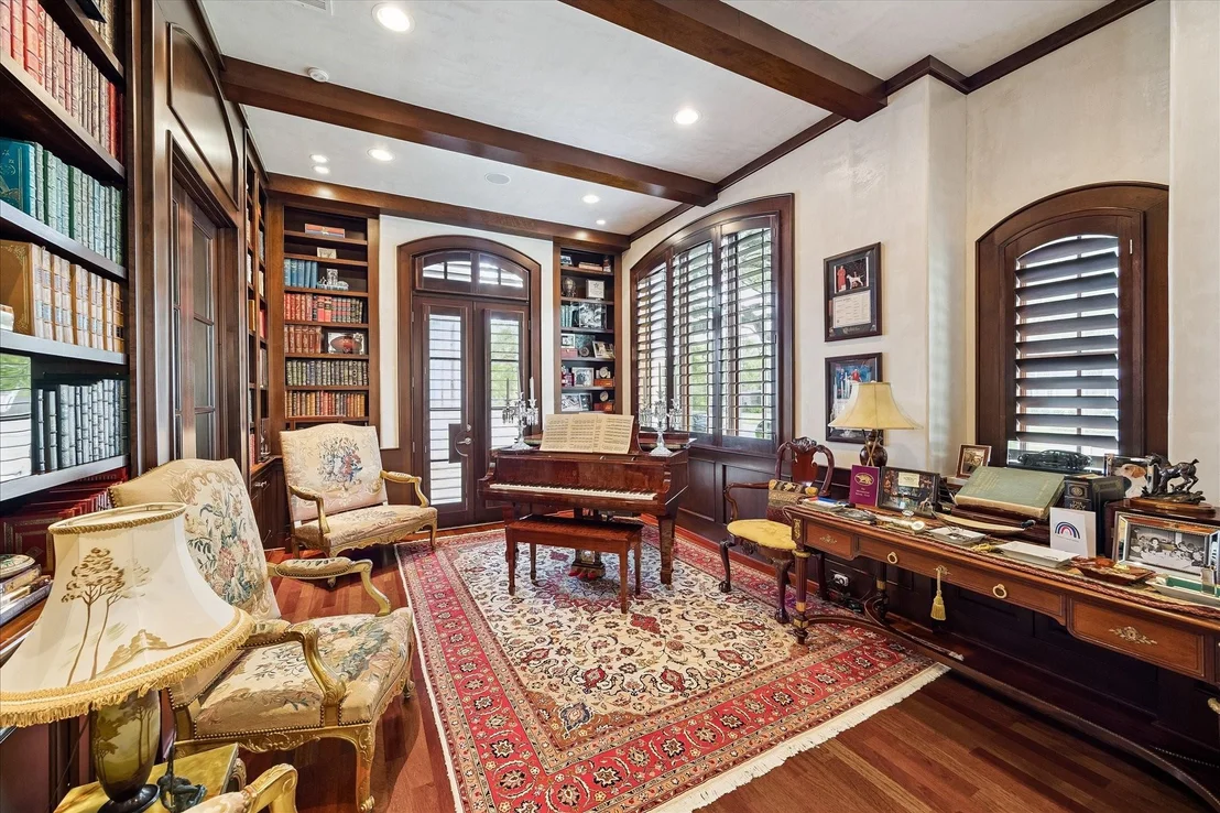 Photo of 2242 Pelham Drive